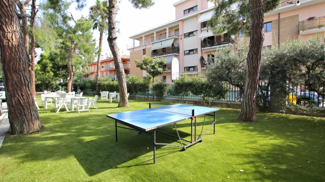 Hotel Pineta San Benedetto del Tronto Zewnętrze zdjęcie