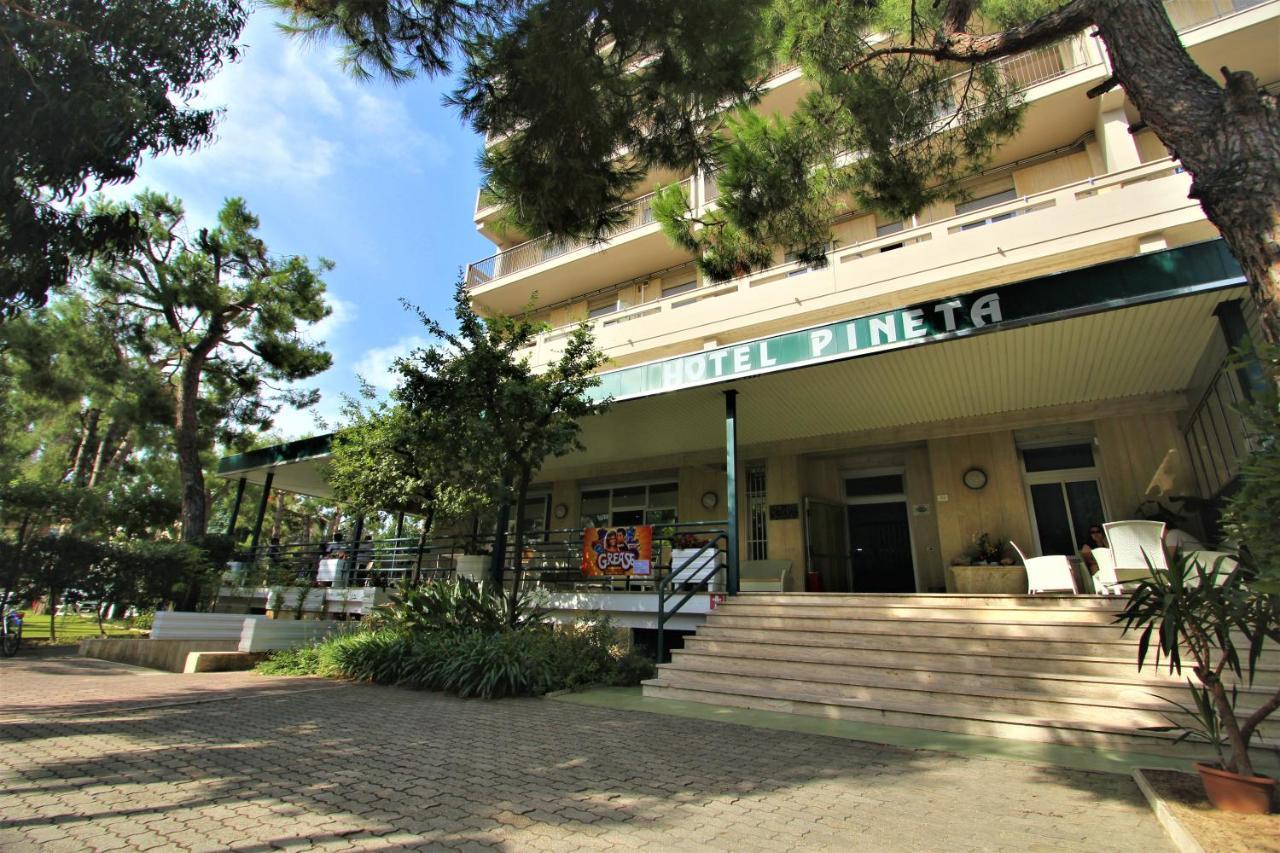 Hotel Pineta San Benedetto del Tronto Zewnętrze zdjęcie