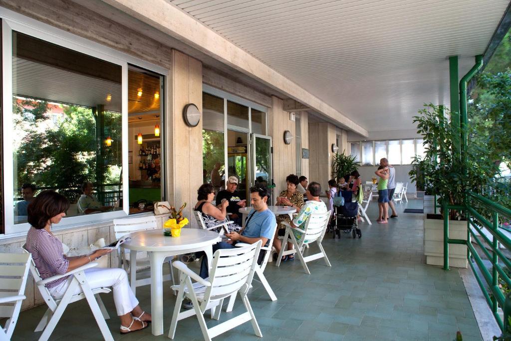 Hotel Pineta San Benedetto del Tronto Zewnętrze zdjęcie